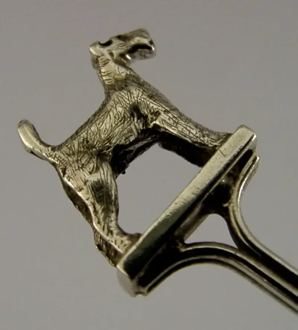 ENGLISH SOLID STERLING SILVER AIREDALE TERRIER DOG SPOON 1958 ANIMAL