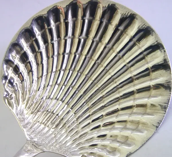 HEAVY FRENCH STERLING SILVER SHELL SEAFOOD SERVER c1900 ANTIQUE 94g