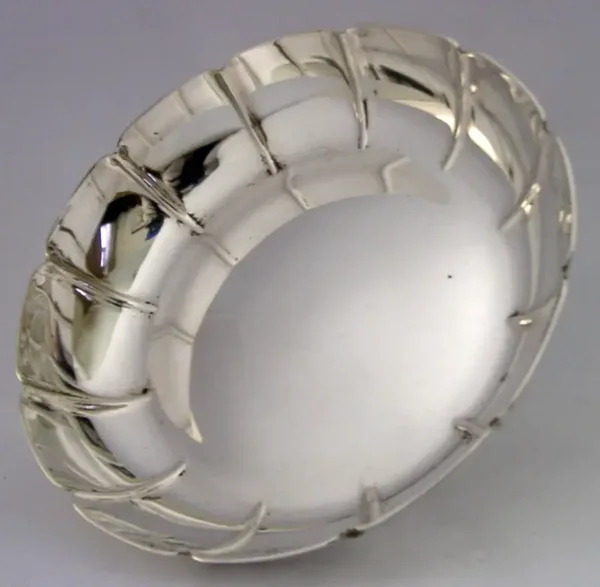 BEAUTIFUL IRISH SOLID STERLING SILVER DISH BOWL 1995 DUBLIN 142g