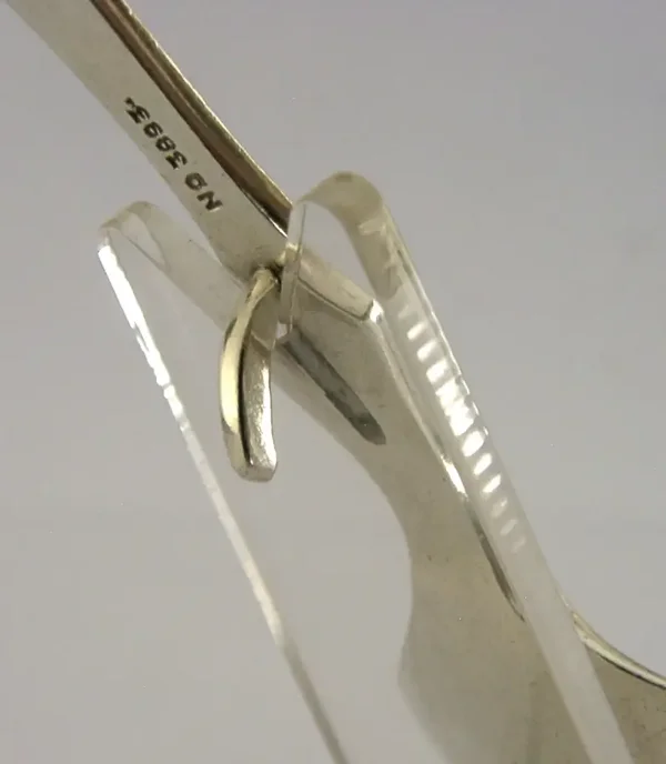 ENGLISH SOLID STERLING SILVER HOOKED BACK HONEY POT or JAM POT SPOON 1962