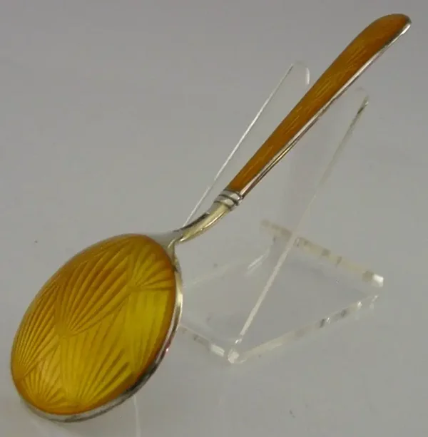 29g BEAUTIFIL STERLING SILVER ENAMEL JAM MARMALADE SPOON 1969