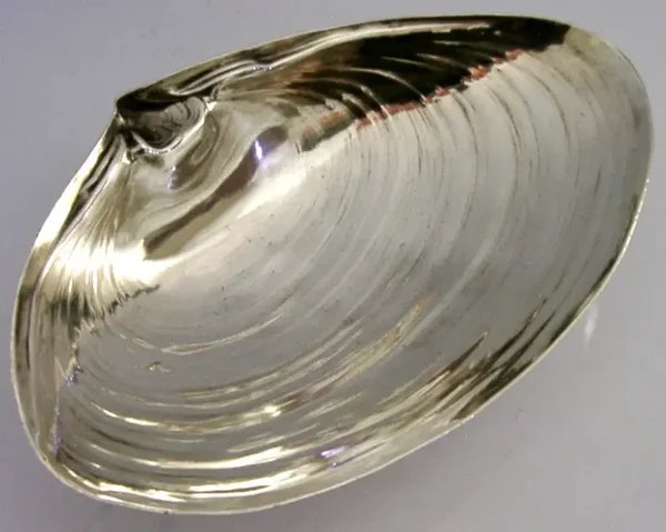 UNUSUAL STERLING SILVER SEASHELL SHAPED DISH WALLACE c1900 ANTIQUE 94g AMERICAN