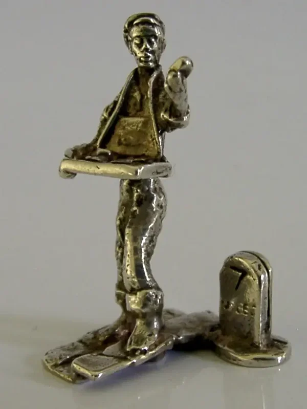 ENGLISH CAST SOLID STERLING SILVER MENU HOLDER 1976 THE MATCHBOX SELLER no 7