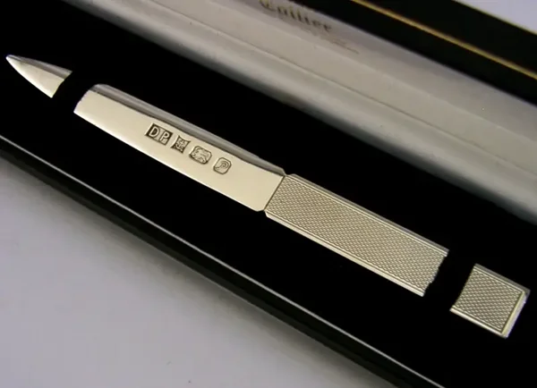 CASED STERLING SILVER LETTER ENVELOPE OPENER 1989 CASED DESK ITEM