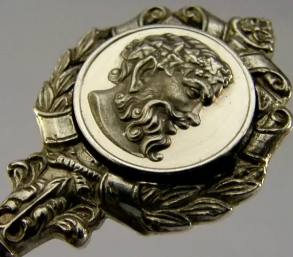 BACCUS GOD of WINE STERLING SILVER GREEK ROMAN GOD SPOON 1971 ENGLISH 22g