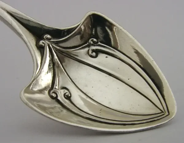 W G CONNELL ARTS & CRAFTS STERLING SILVER JAM SPOON LONDON 1900 UNUSUAL ANTIQUE