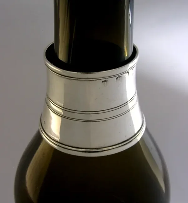 RARE IRISH 1811 STERLING SILVER WINE BOTTLE COLLAR NECK RING LABEL ANTIQUE