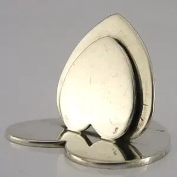 SAMPSON MORDAN LOVE HEART STERLING SILVER MENU HOLDER PLACE MARKER 1903 ANTIQUE.