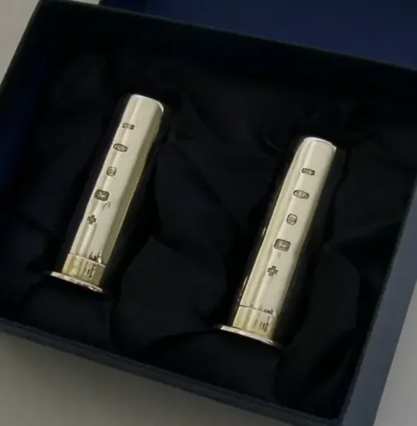 BOXED STERLING SILVER SHOOTING GUN CARTRIDGE SALT PEPPER POTS 2000 CRUET ENGLISH