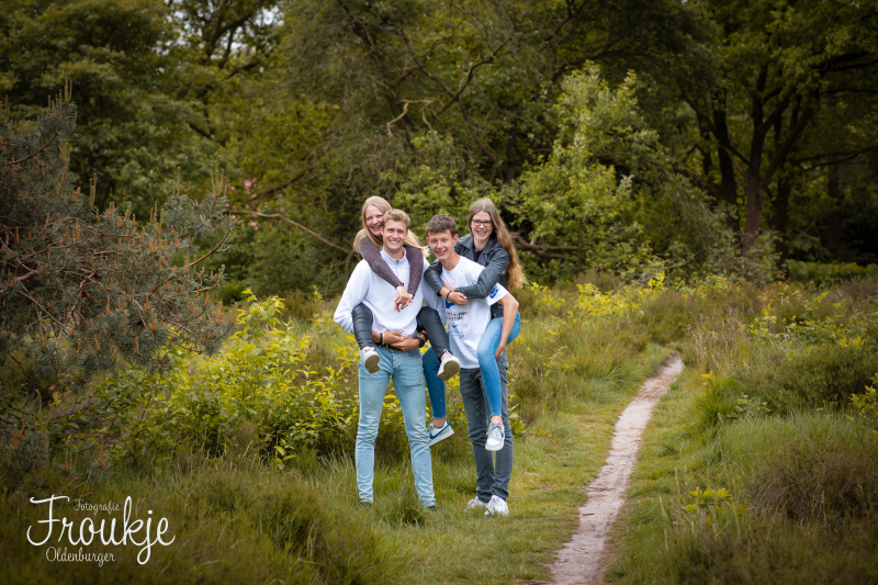 Familiefotograaf Familiefoto's Friesland Fotografie Famiilieportret 