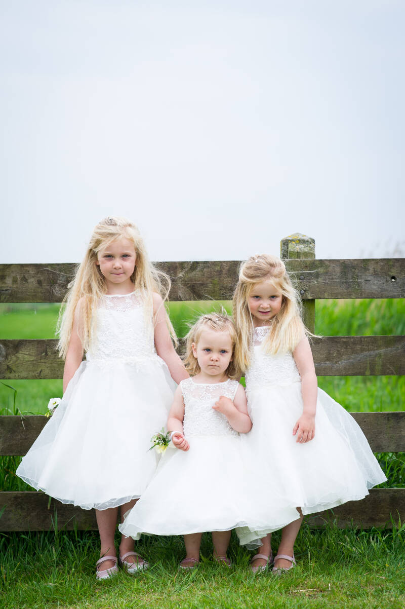 Trouwfotograaf Bruidsfotografie trouwfotografie Friesland fotograaf bruiloft Kleurrijk trouwen foto