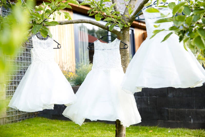 Trouwfotograaf Bruidsfotografie trouwfotografie Friesland fotograaf bruiloft Kleurrijk trouwen foto