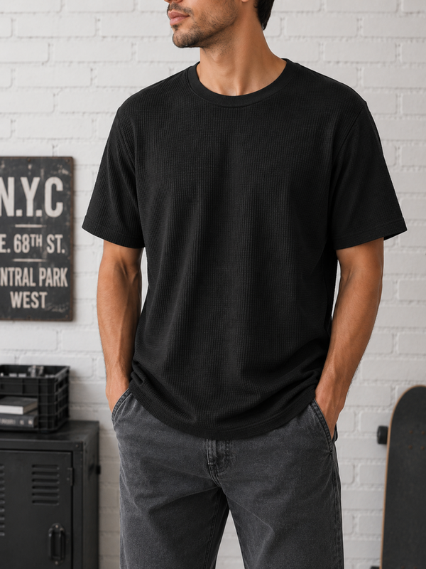 😎ZARA - T-shirt Texturé Noir – Style Minimaliste et Moderne