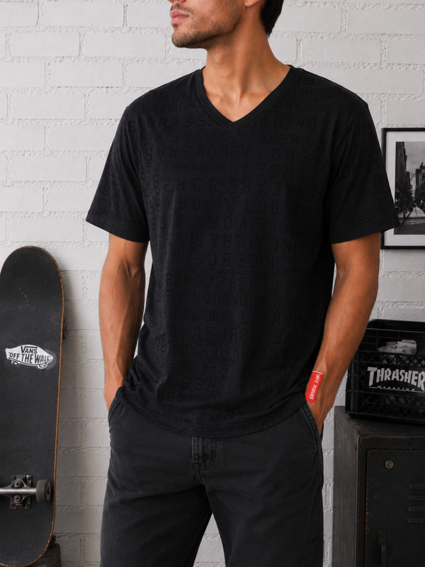 🌞 KAPORAL JEANS - T-shirt Imprimé "Logo All-Over" & Col V