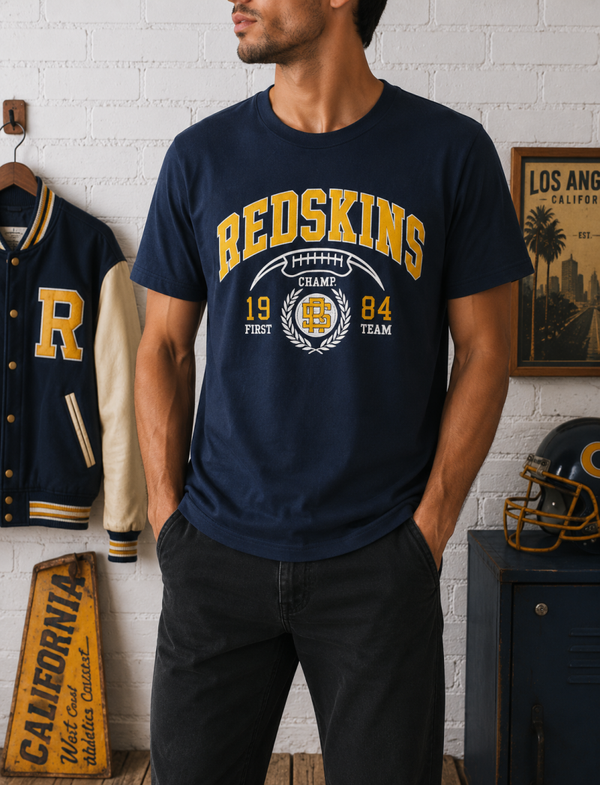 🎓 REDSKINS - T-shirt Look Varsity Américain