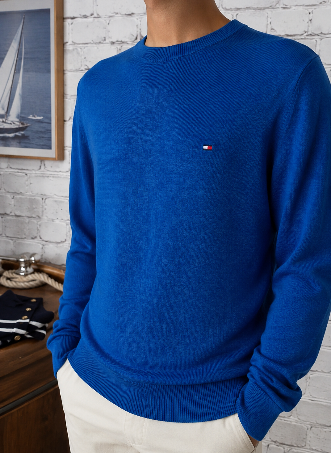 💎 TOMMY HILFIGER - Pull  "Essential Blue" – Maille Premium