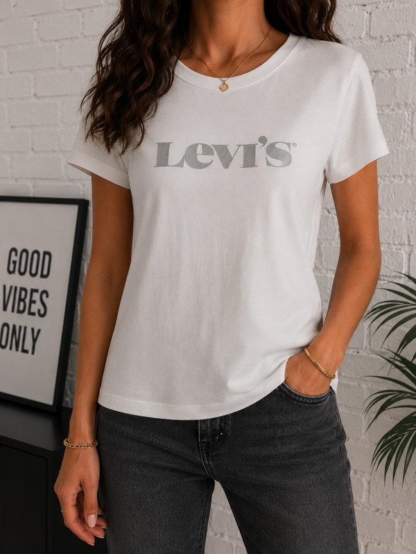 ✨LEVI'S - T-shirt logo argenté