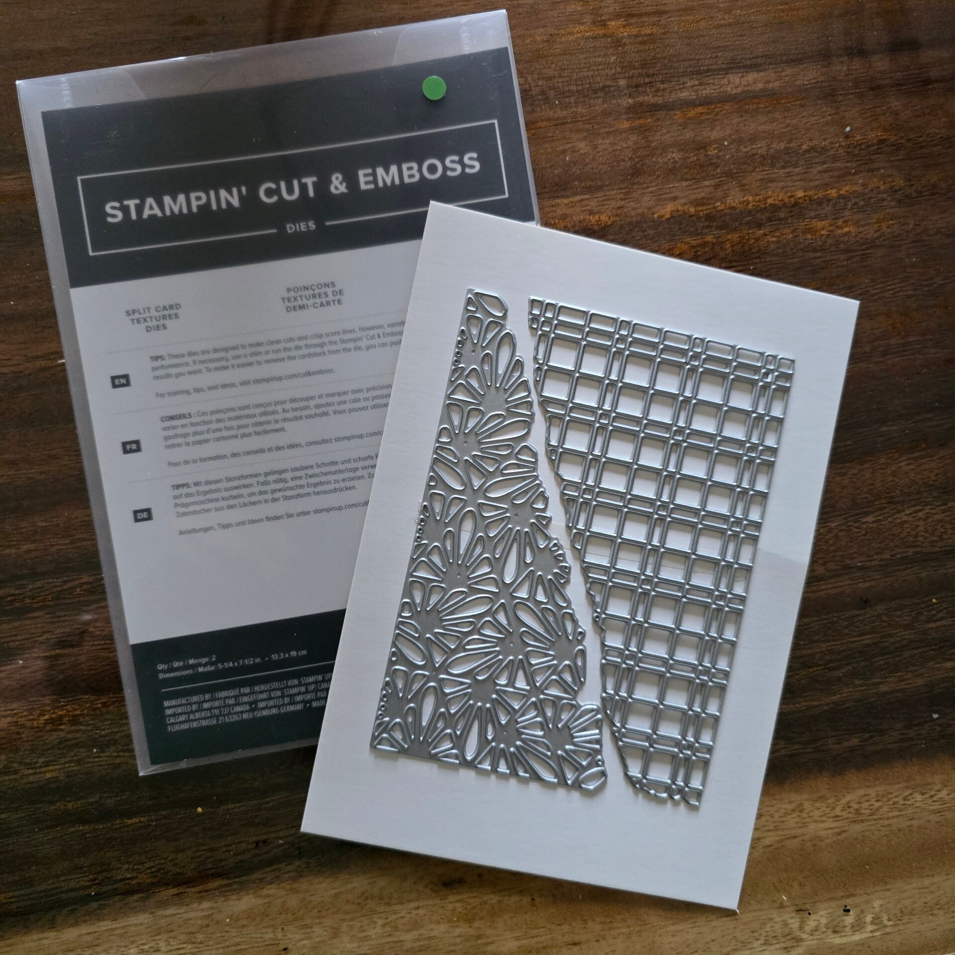 Split card texture dies