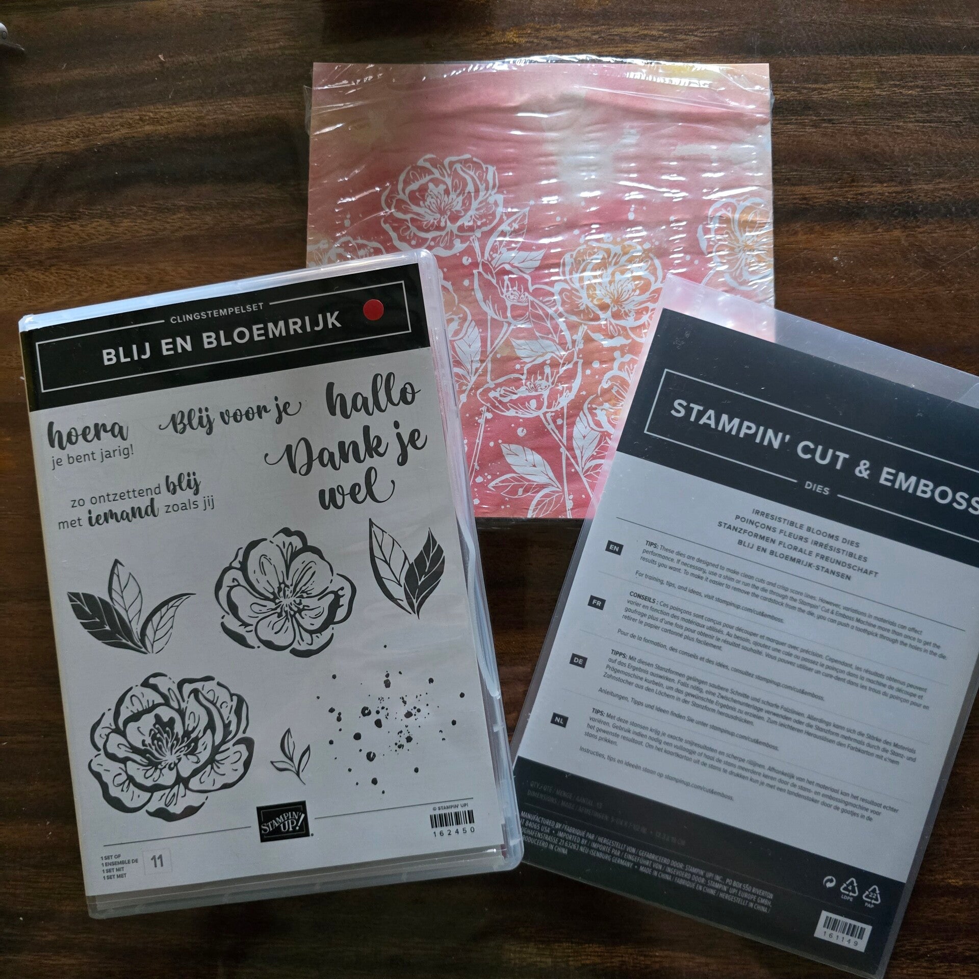 Blij en bloemenrijk bundel