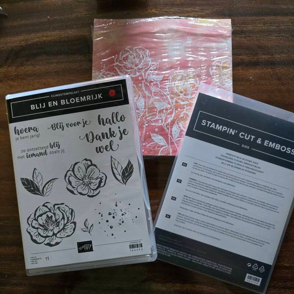 Blij en bloemenrijk bundel