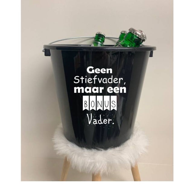 Geen stiefvader maar Bonus vader. Emmer