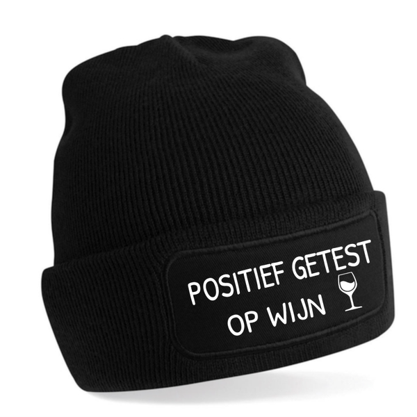 Muts/ Beanie - Positief getest  op wijn.