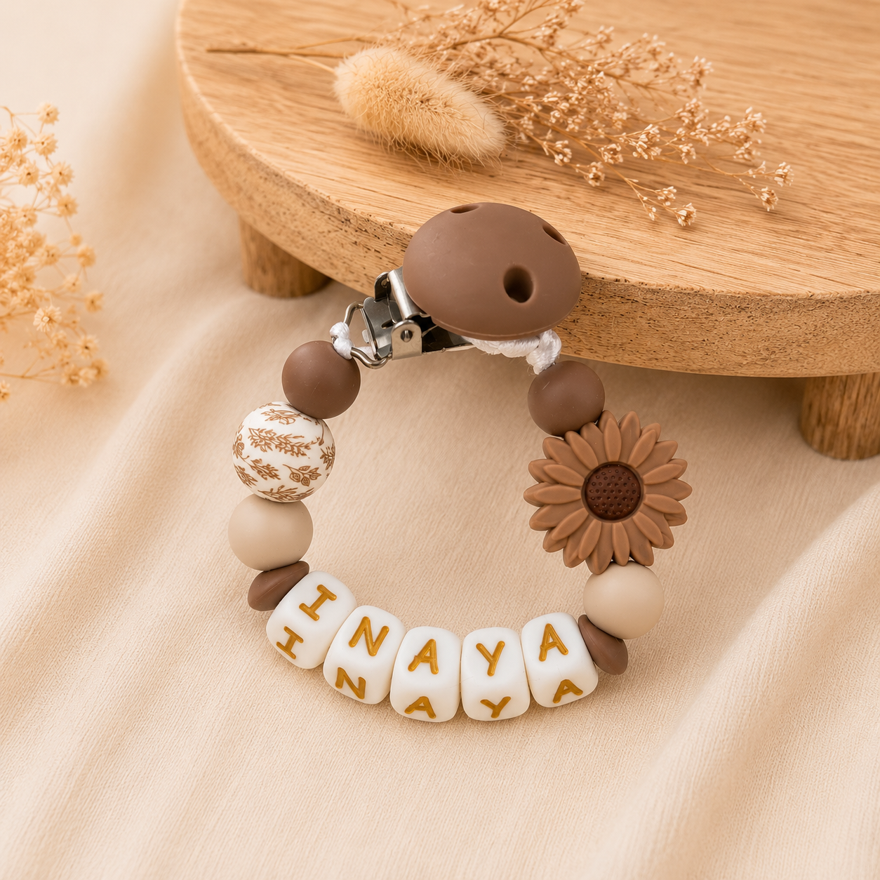 Speenkoord met naam ‘Mocha Daisy’