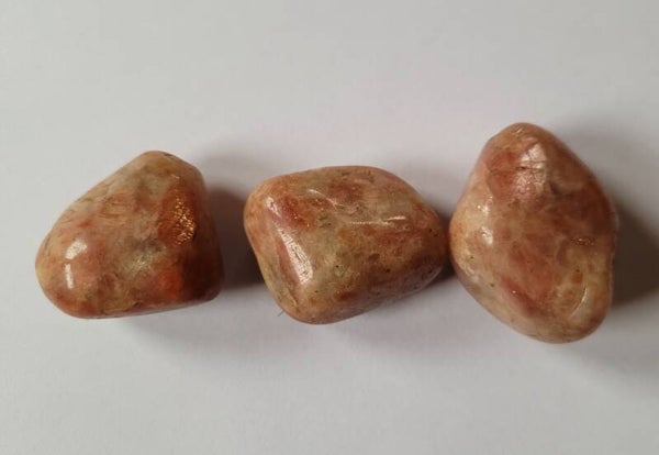 Zonnesteen met schijnsel 3 a 3,5 cm Sunstone, Sonnenstein mit schimmer