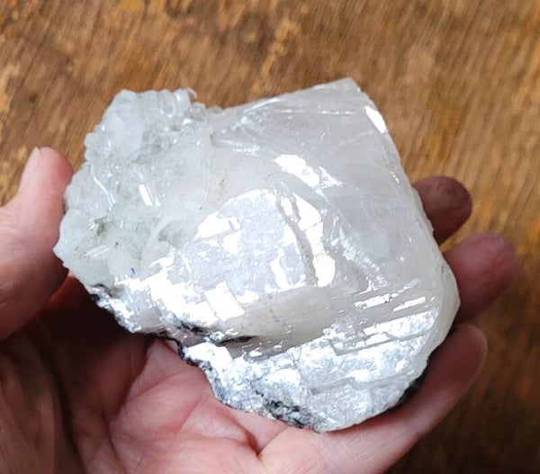 Apofyliet op Calciet 323 gr. 7 cm Apophyllith auf Calcit, Apophylite on Calcite