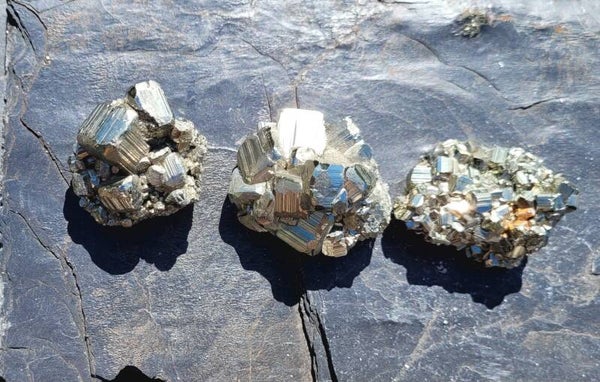 Cluster Pyriet, Pyrit, Pyrite, Peru ca. 4 cm
