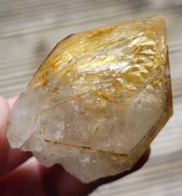 Groot Kristal met Limoniet en holte 69 gr. 5 cm Brandberg kristall mit Limonit und Höhle, Brandberg crystal limonite