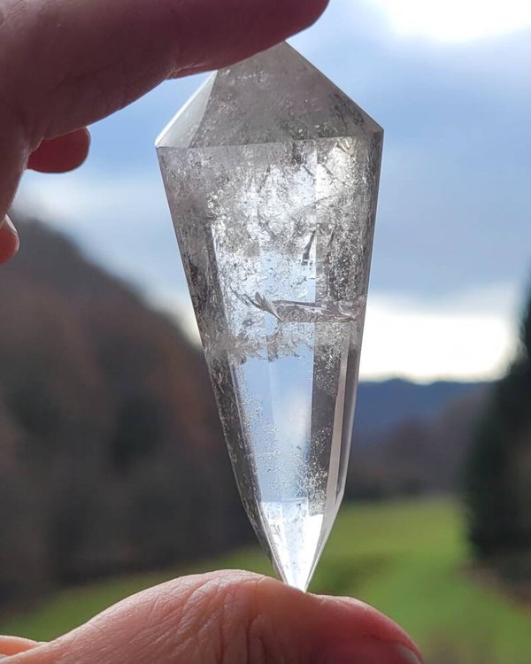 Geslepen Vogel kristal, Phi crystal 7 cm 48 gr. Vogel Kristall Phi Kristall, Vogel crystal.