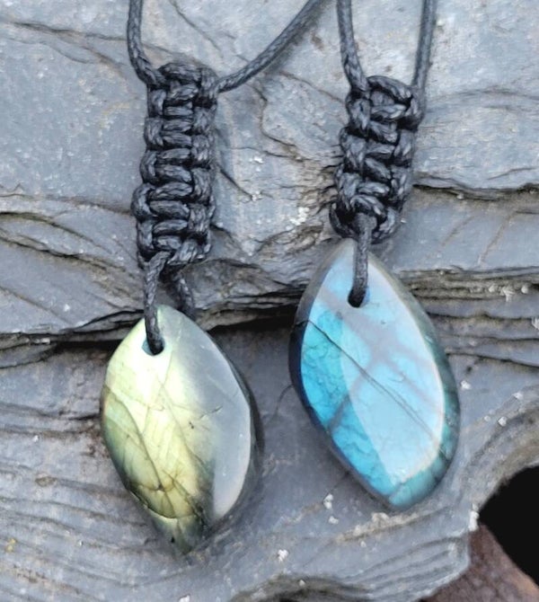 Hanger Labradoriet ca. 3 cm Anhänger Labradorit, Pendant Labradorite