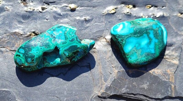 Malacholla ca. 50 gr. Malachit /Chryssokoll, Malachite, Chryssocolla combination