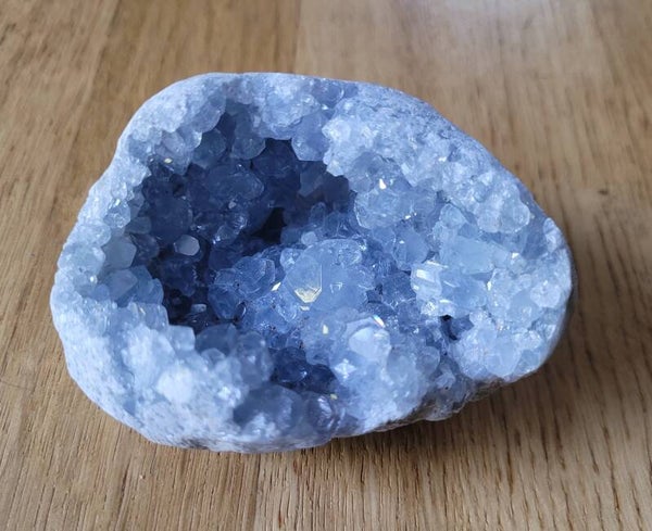 Geode Celestine 397 gr. 9 cm druse Celestin Coelestin, geode Celestien