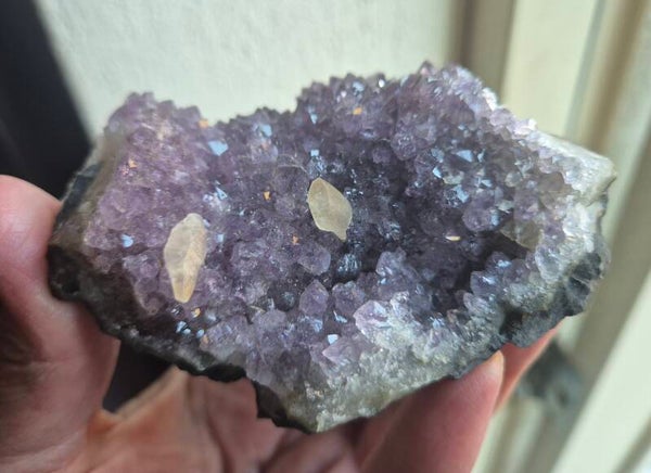 Amethyst Uruguay 210 gr. 8 cm Amethist ruw, Rohes Amethyst Uruguay.
