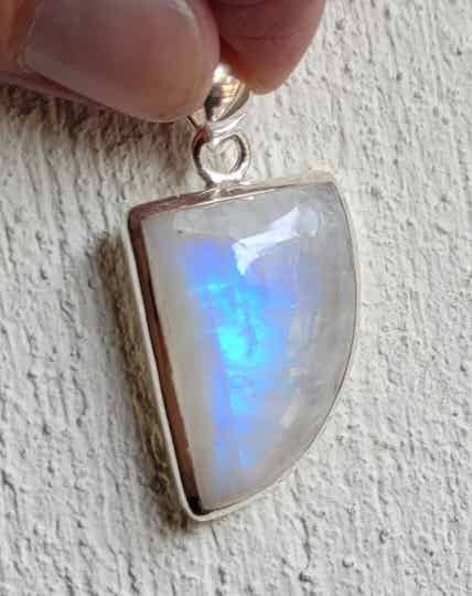 Zilver hanger Regenboog Maansteen 3 cm Mondstein Moonstone