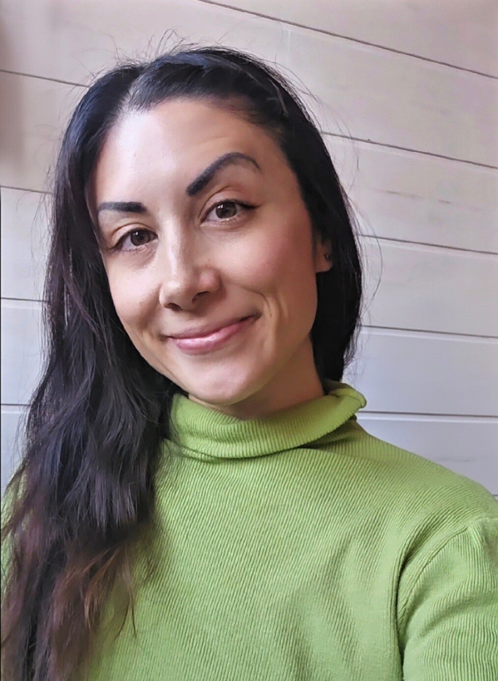 Portrait von Ärztin Yana Georgieva, spezialisiert auf ganzheitliche Medizin und Ayurveda