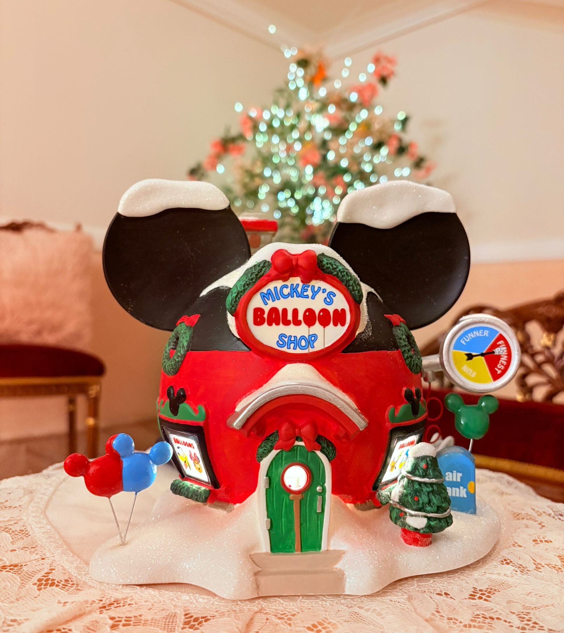 🎈 MICKEY’S BALLOON SHOP – Christmas Village Department 56 ❤️🎄