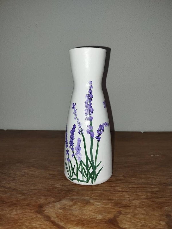 Vaas 'wit met lavendel'