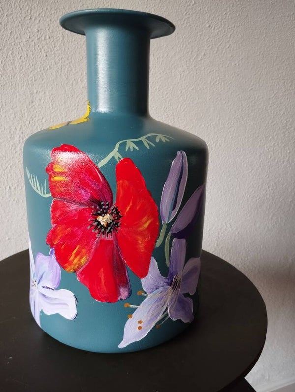 Vaas 'paarse lelies'