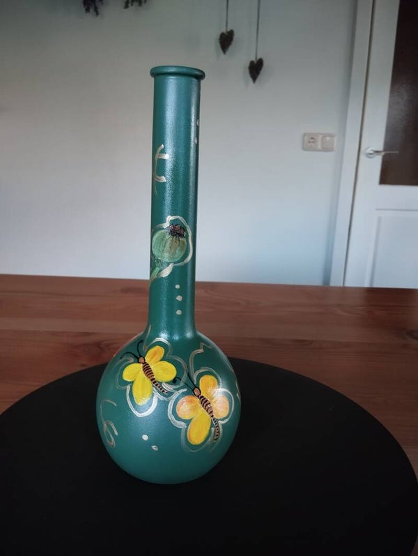 Vaas 'gele vlinders'