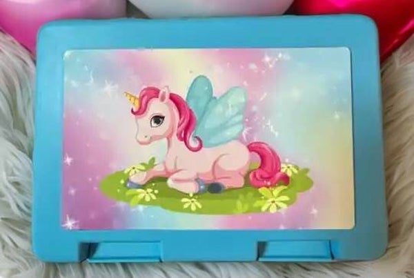 Kinder Znünibox fliegendes Einhorn