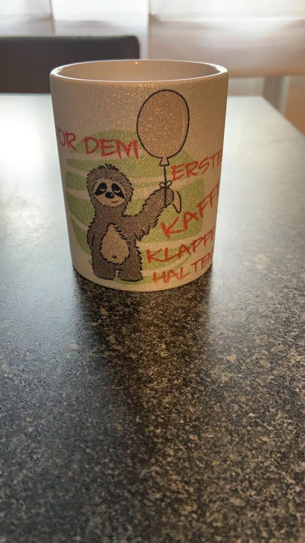 Tasse vor dem ersten Kaffe