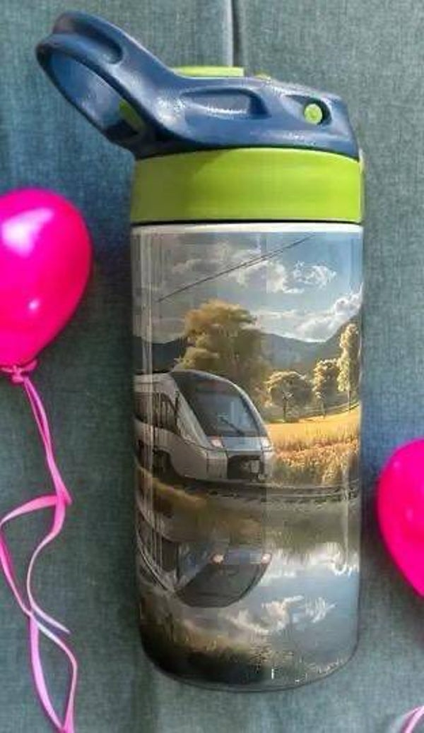 Kinder Trinkflasche Zug