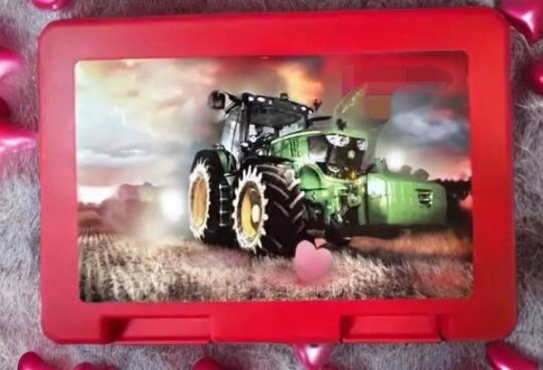 Kinder Znünibox Traktor