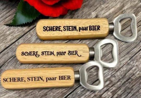 Flaschenöffner Schere Stei paar Bier