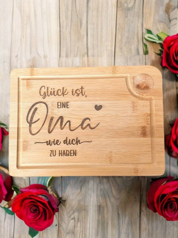 Holzschneidebrett Oma