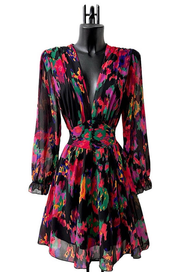 Elegant cocktail dress print red