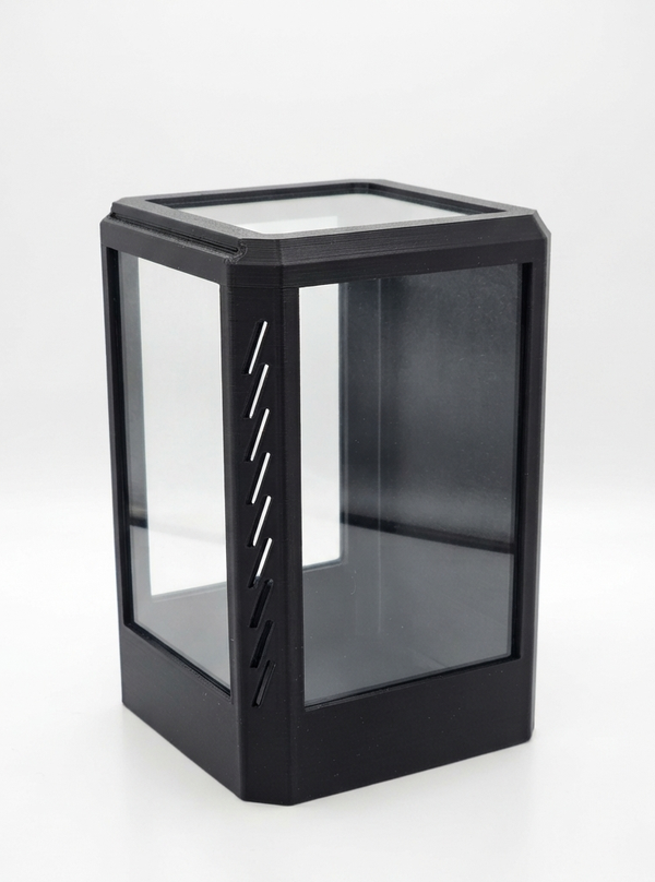 Terrarium dla pająka lub modliszki - 10x10x15 cm